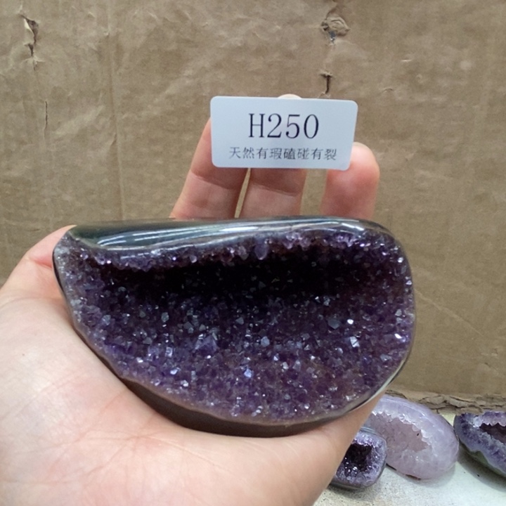 紫晶大型摆件（非配饰）未镶嵌