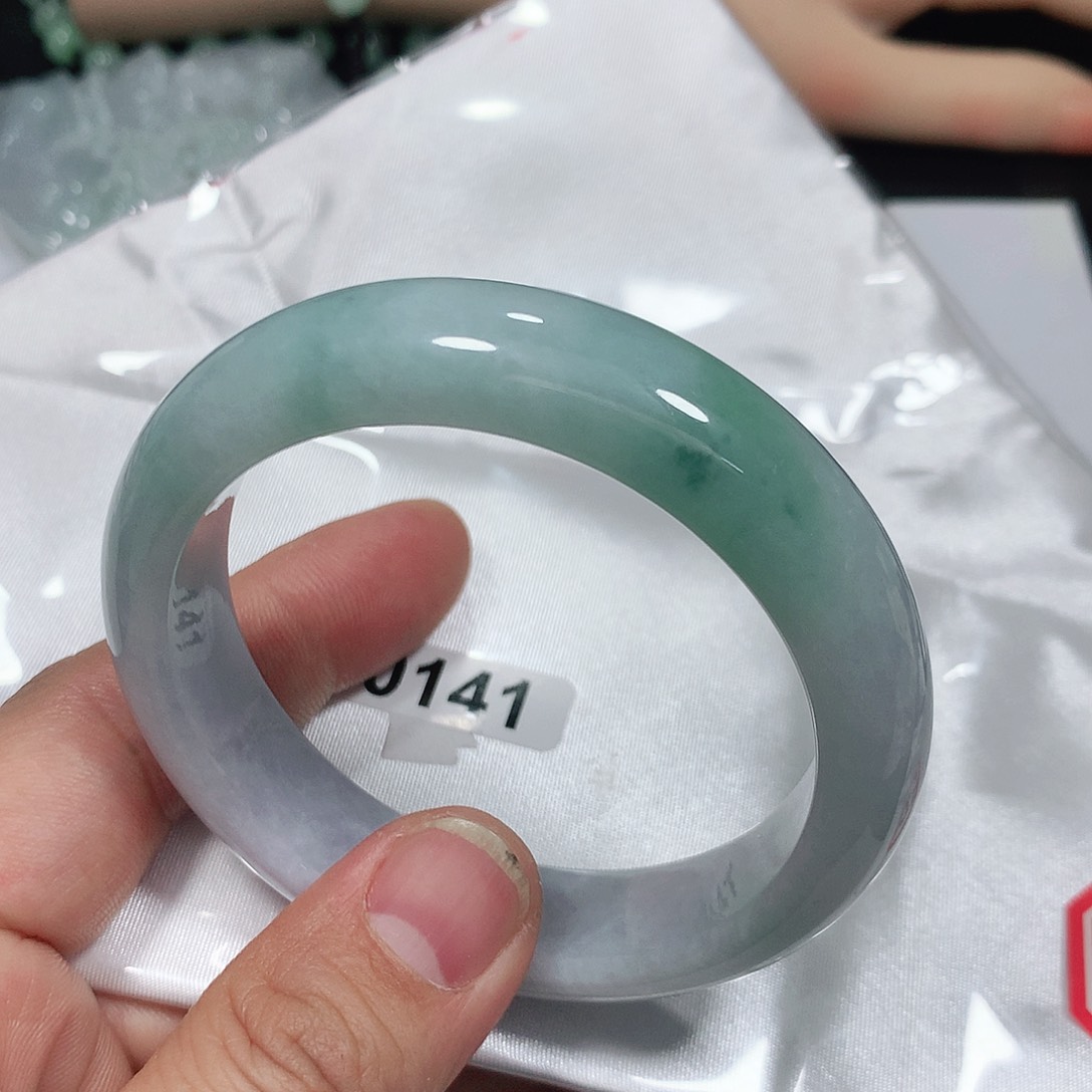 翡翠手镯未镶嵌天然缅甸翡翠手镯A货