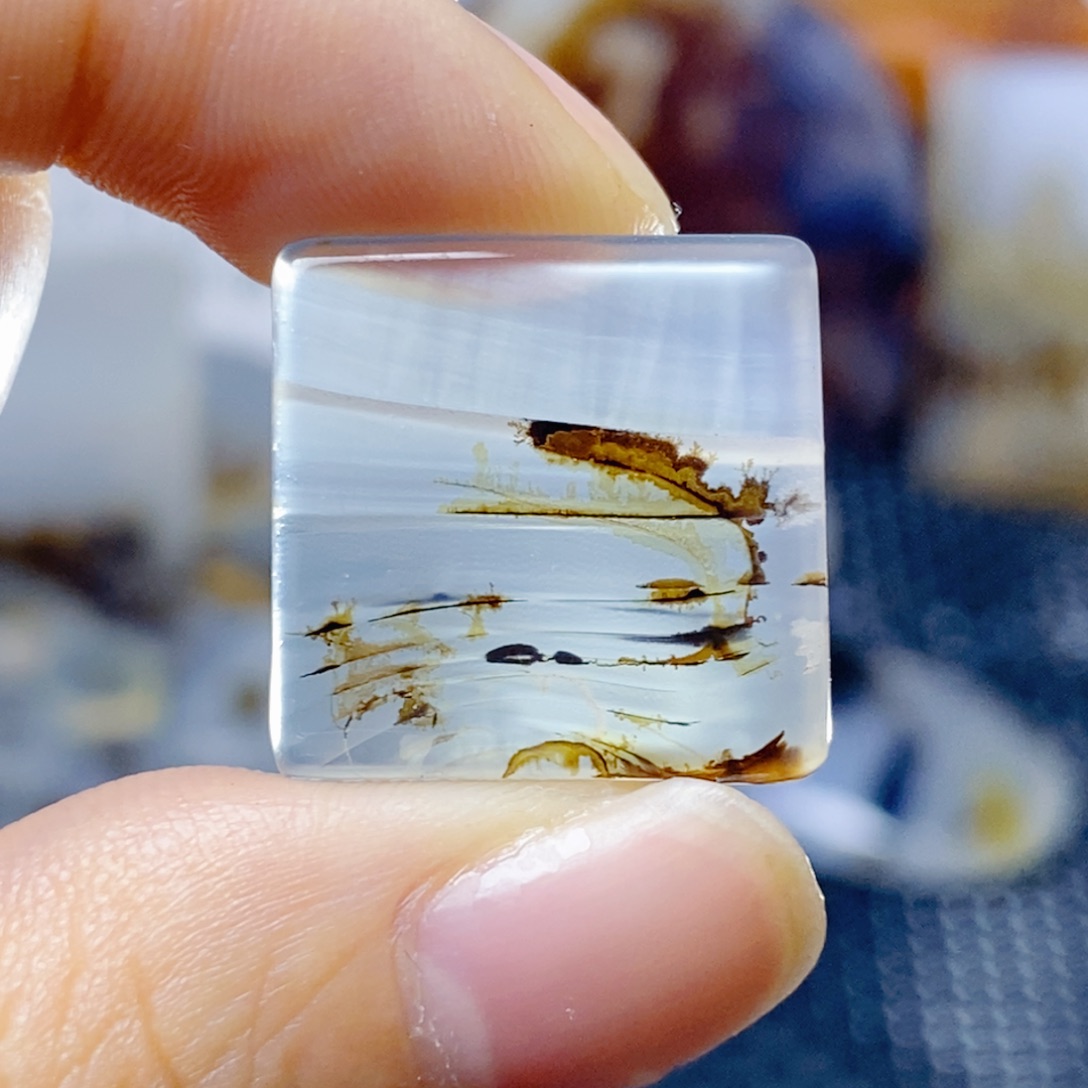 玛瑙/玉髓未镶嵌珠宝奇石