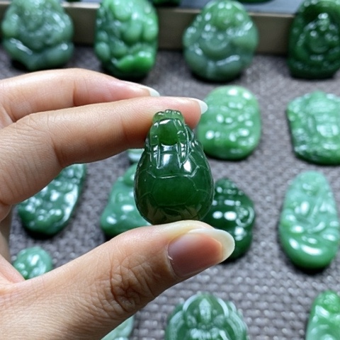 【闪购商品】颈饰未镶嵌和田玉