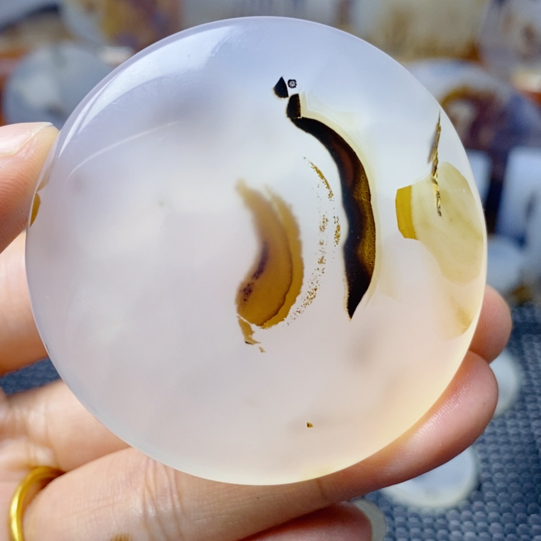 玛瑙/玉髓未镶嵌珠宝半成品