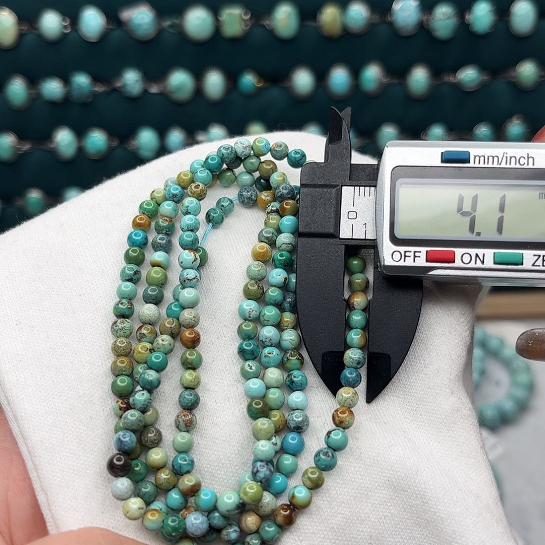 绿松石绿松石未镶嵌