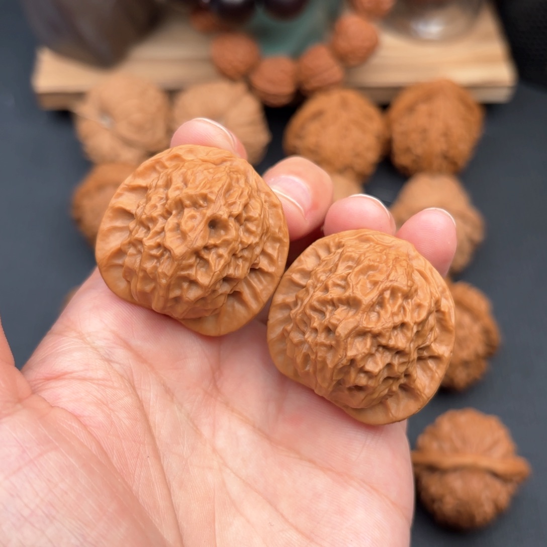 文玩核桃把件瓷娃娃36