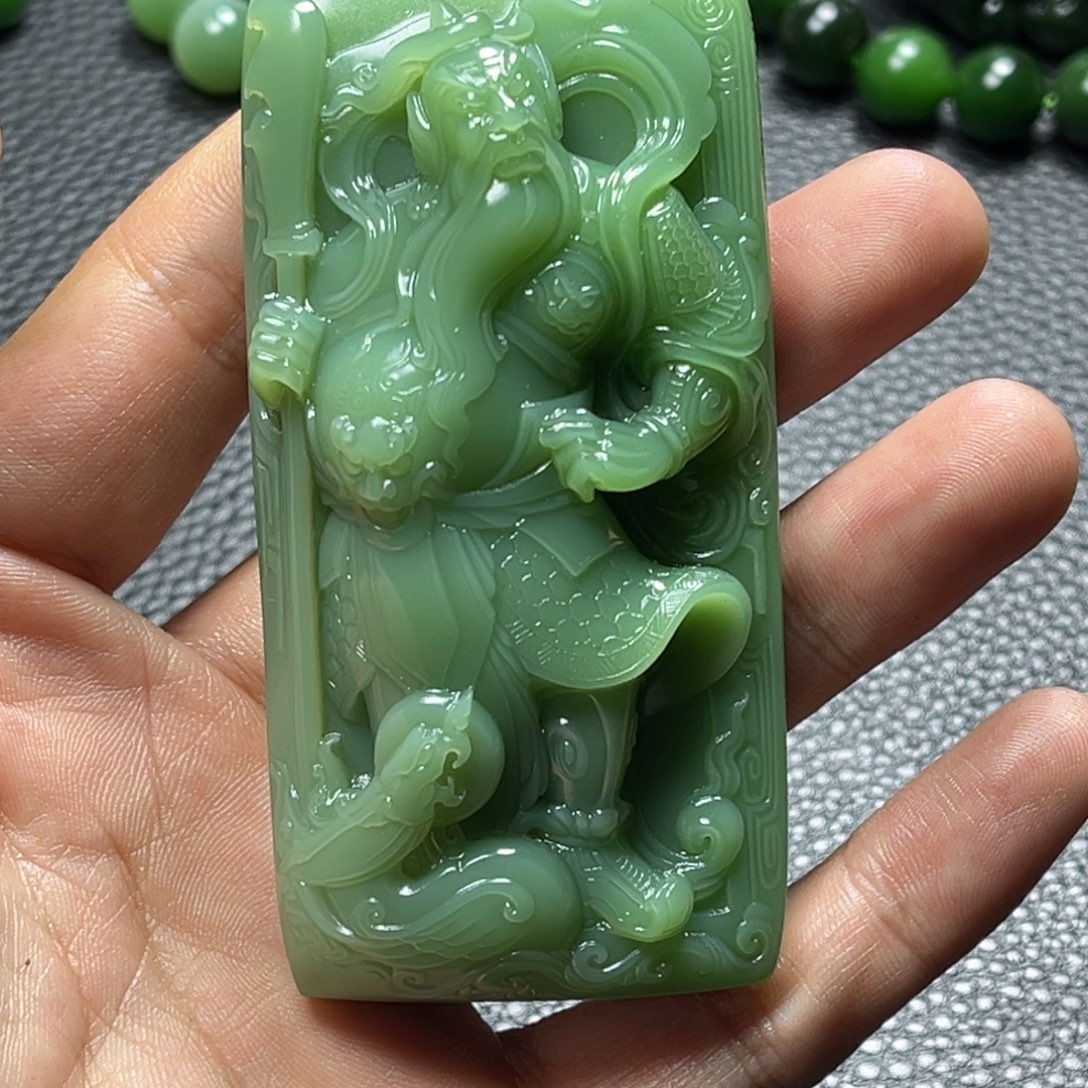 和田玉把件未镶嵌什****?