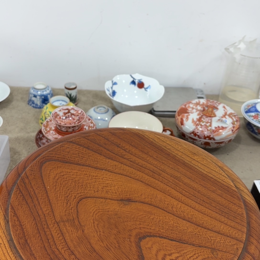 瓷片非常好看漂亮的物品 