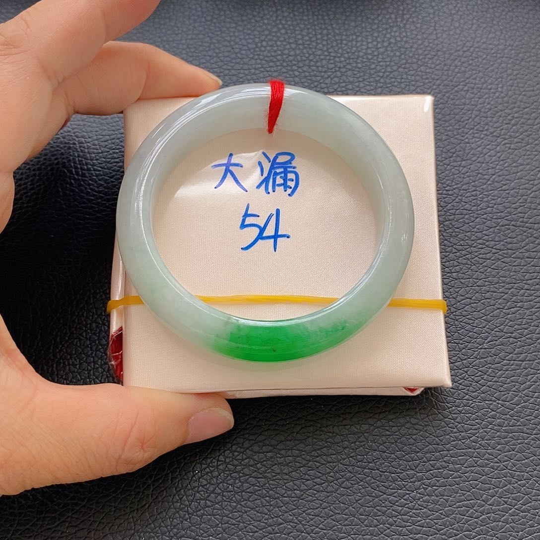 翡翠手镯未镶嵌1号