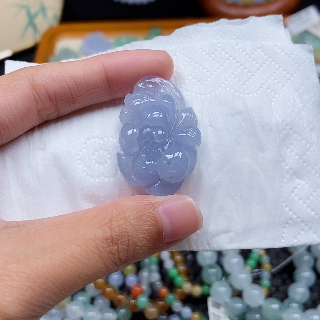 未镶嵌挂件翡翠闪