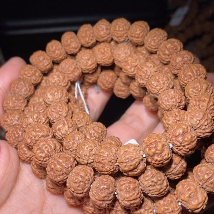 大叶紫檀（黑酸枝木类）金*长串