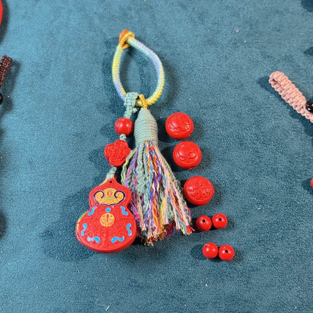 ****人天然辰砂含辰砂工艺品彩绘葫芦三合钥匙扣包包挂