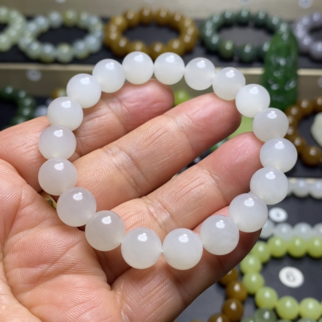 和田玉手串未镶嵌