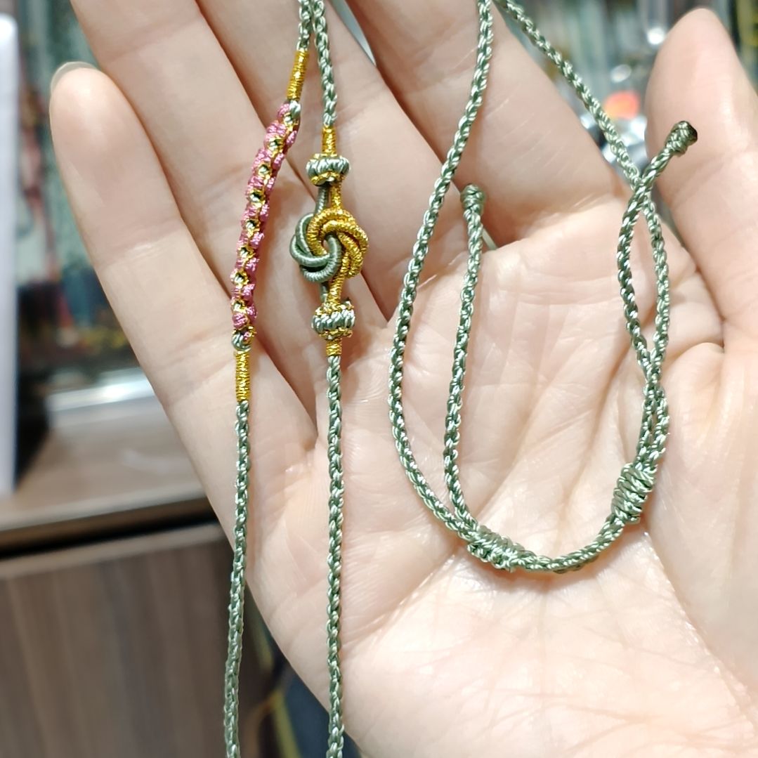 和田玉（糖玉）手工制作女款项链绳未镶嵌