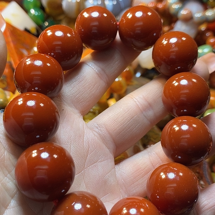 陈***龙玛瑙/玉髓未镶嵌手链