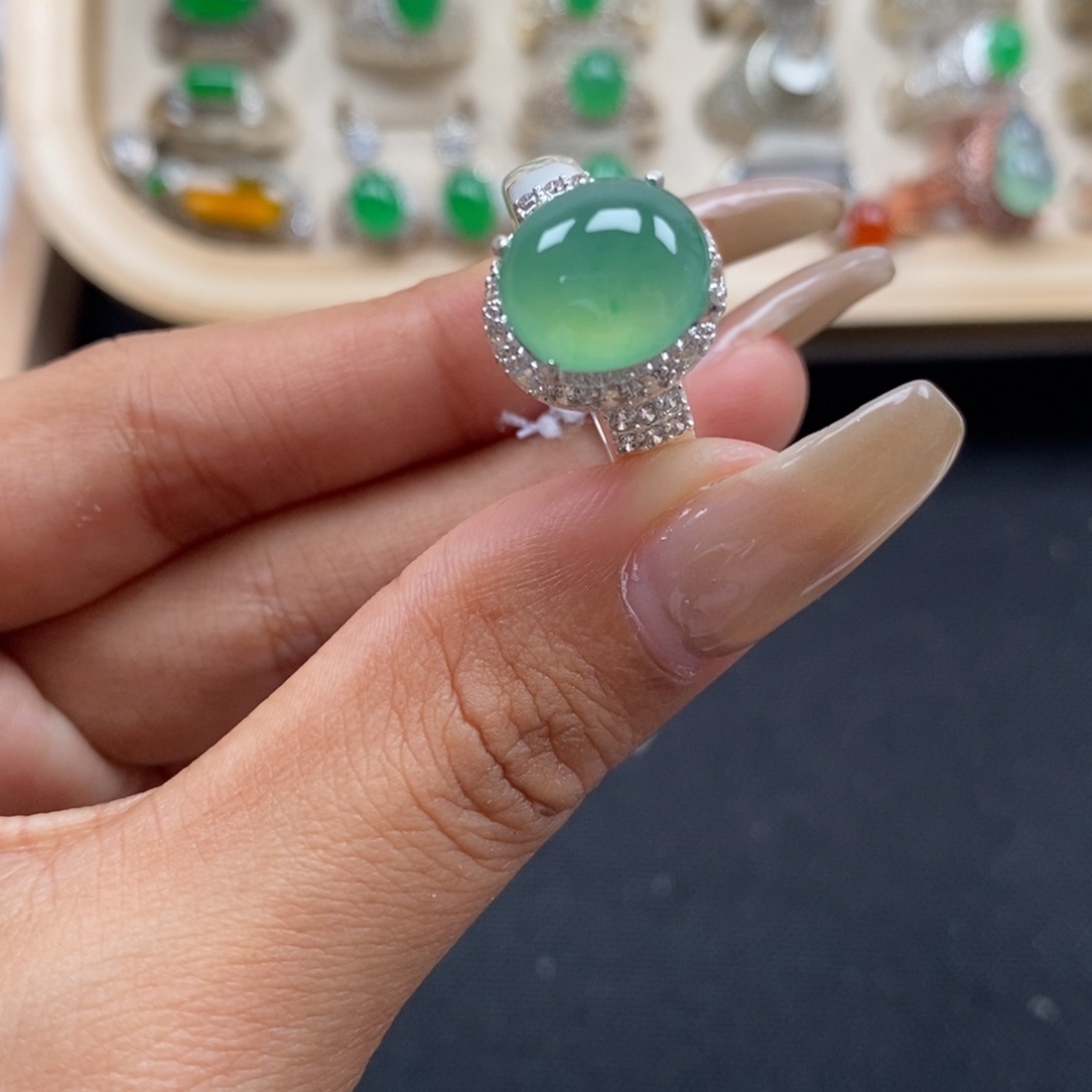 翡翠未镶嵌戒指缅甸天然A货翡翠