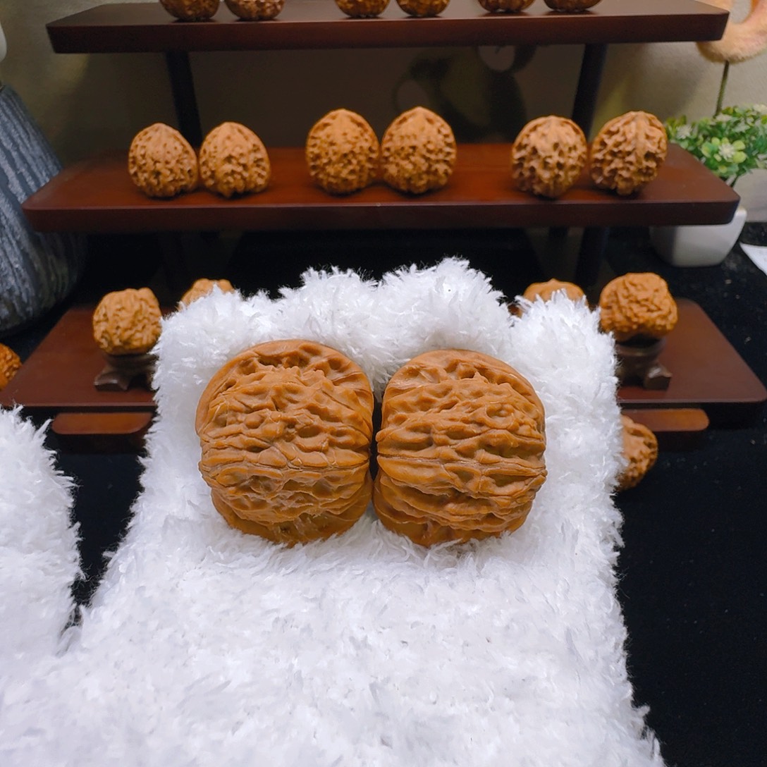 核桃手串/手链水晶蜡皮山地磨盘38练手对