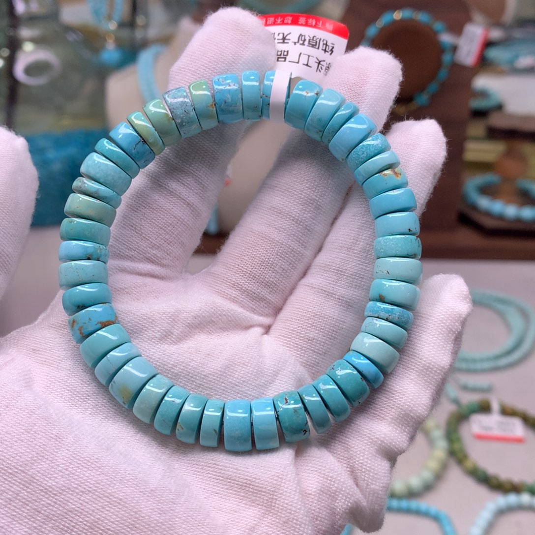 绿松石配饰未镶嵌