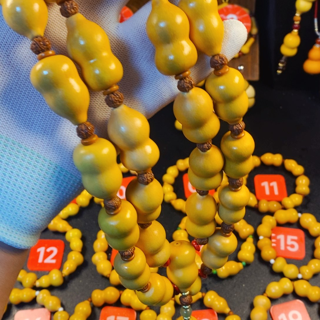 大叶紫檀（黑酸枝木类）牟