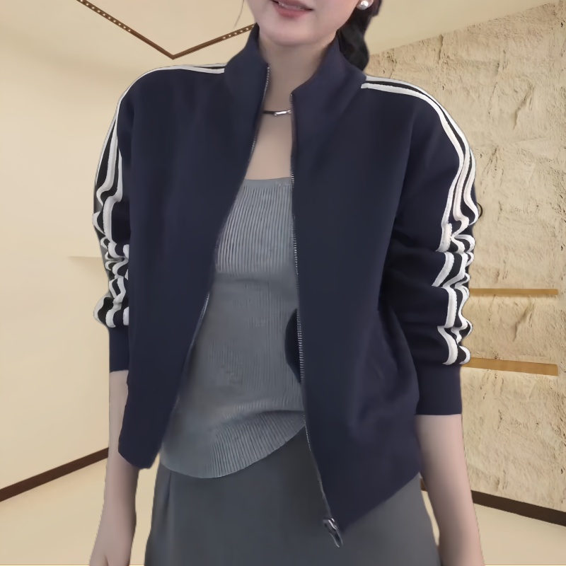 2025早秋薄款外套新款韩版拼色女洋气小众短款休闲轻奢感显瘦上衣