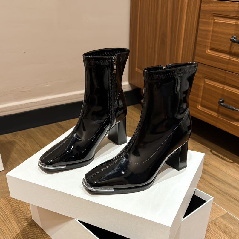 新款漆皮方头高跟小短靴百搭显瘦短筒靴子粗跟瘦瘦靴女