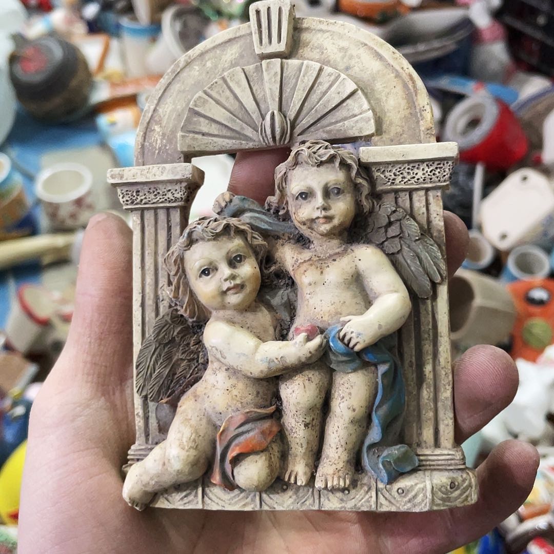 摆件       微瑕。