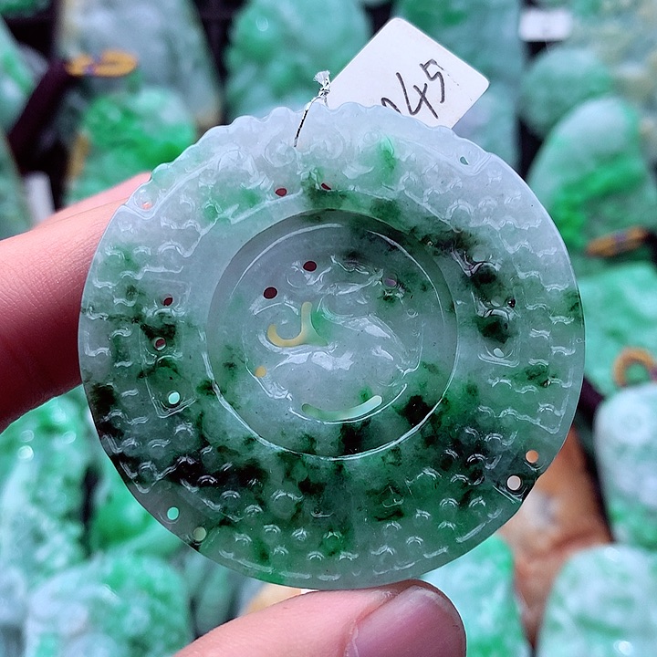 翡翠吊坠(不含链)未镶嵌