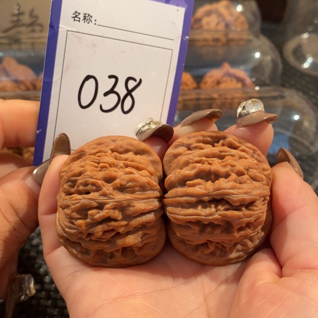 文玩核桃吊坠038四座楼43尺