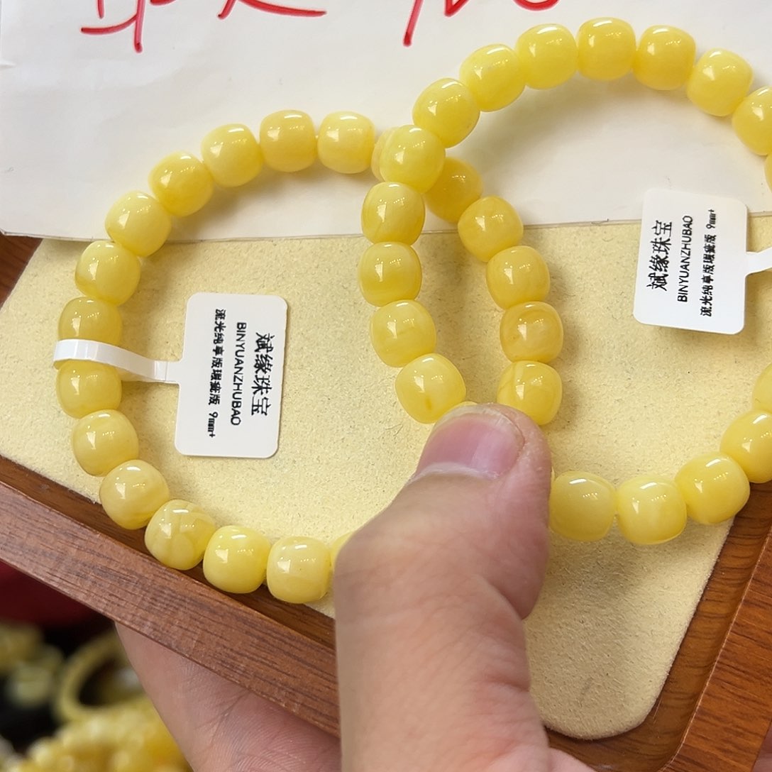 琥珀珠宝奇石未镶嵌多样性发其一