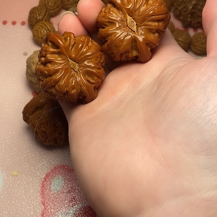 3***.吊坠文玩核桃白狮子