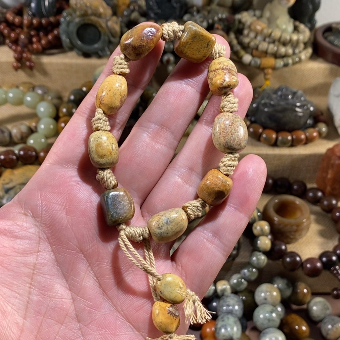 岫岩河磨玉（透闪石质玉）未镶嵌挂件