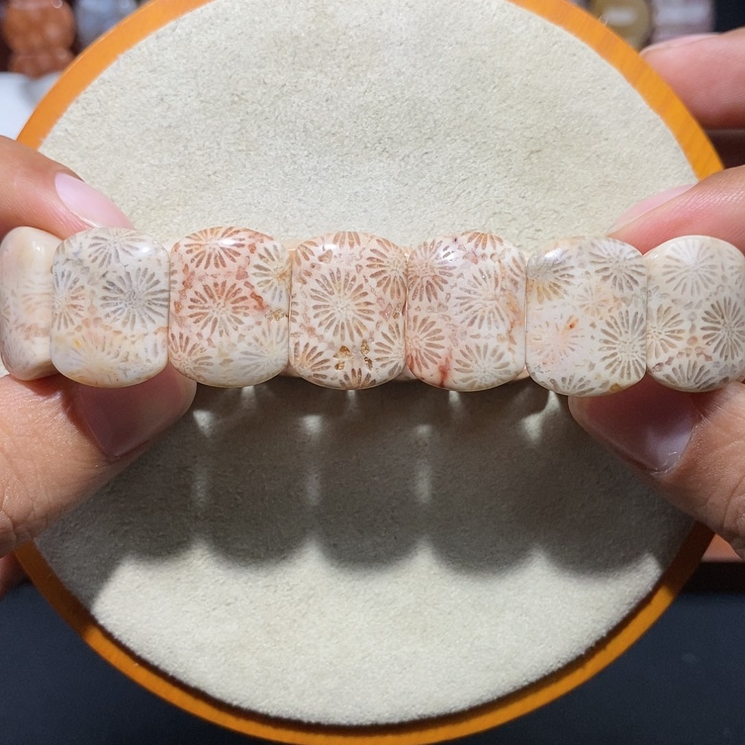 硅化珊瑚（珊瑚玉）手串未镶嵌向日葵24