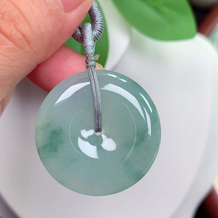 颈饰未镶嵌翡翠平安扣 29.8x6.1mm