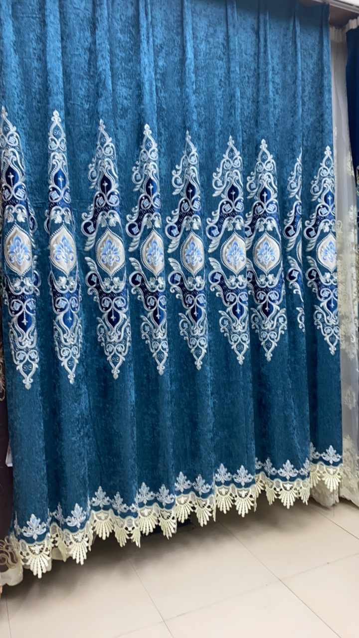 孔雀蓝雪尼尔重工刺绣布帘6.3对开2.7高打孔