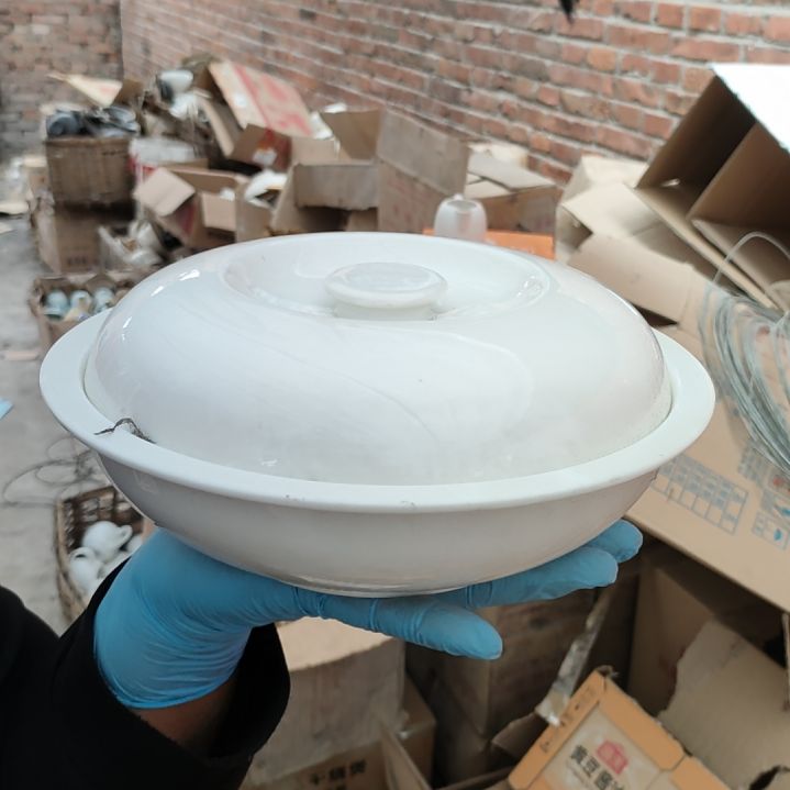 摆件盘子碗茶壶啥都有