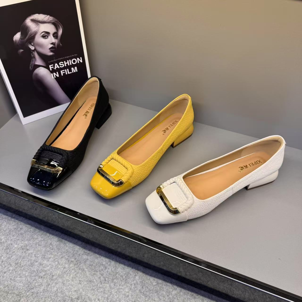 Chic Pa联名轻奢高定2CM/新款女士夏季低跟环扣新中式单鞋y25971