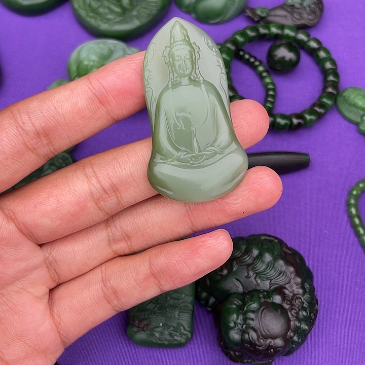 和田玉（糖玉）未镶嵌颈饰