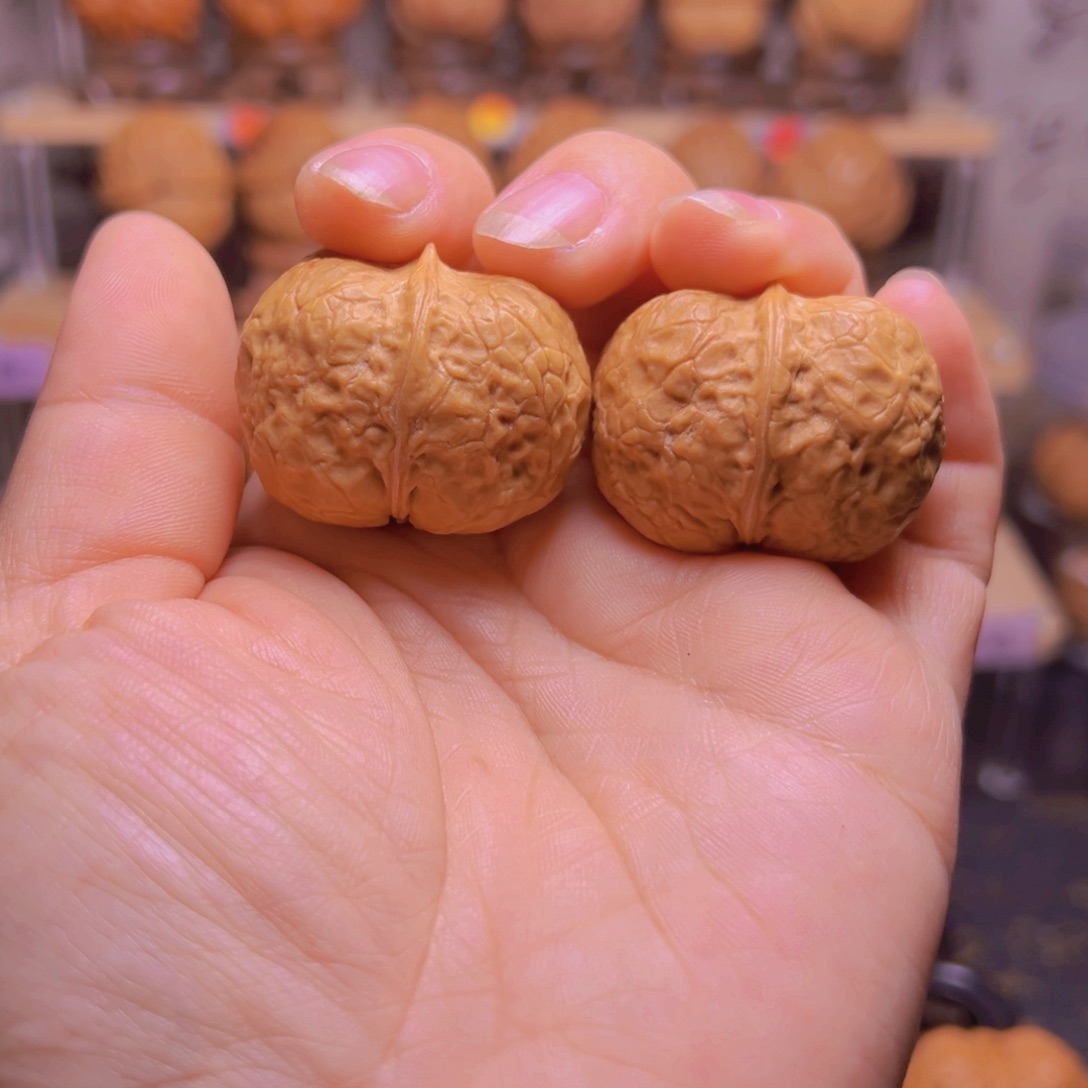 吊坠文玩核桃12w贵妃元宝36尺