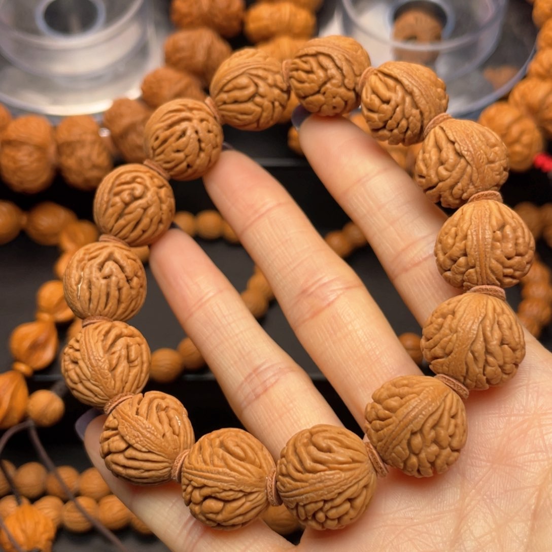 桃核手串龙纹桃核7