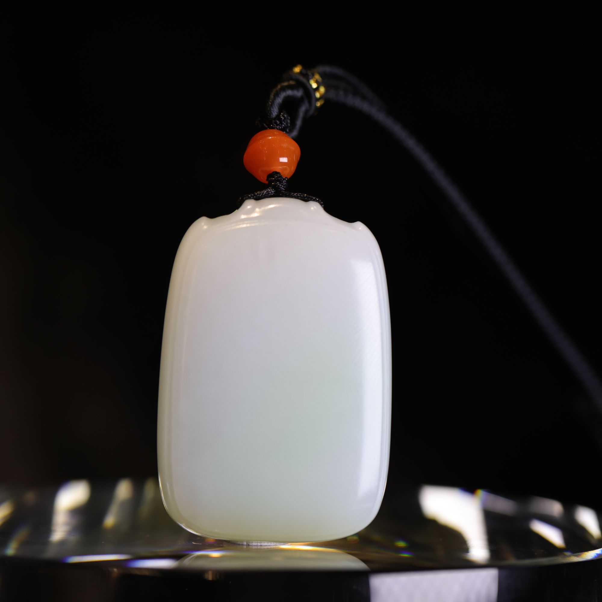 【新疆马爷珠宝】三色糖翠青白玉无事牌  41.4*27.8*11/29.7g