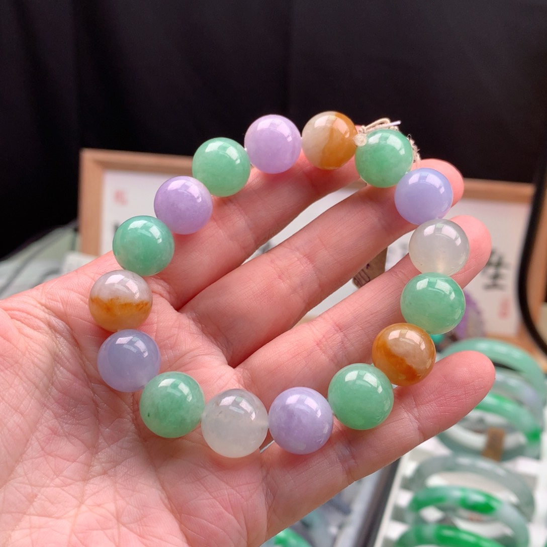 翡翠手镯未镶嵌缅甸13.3mm