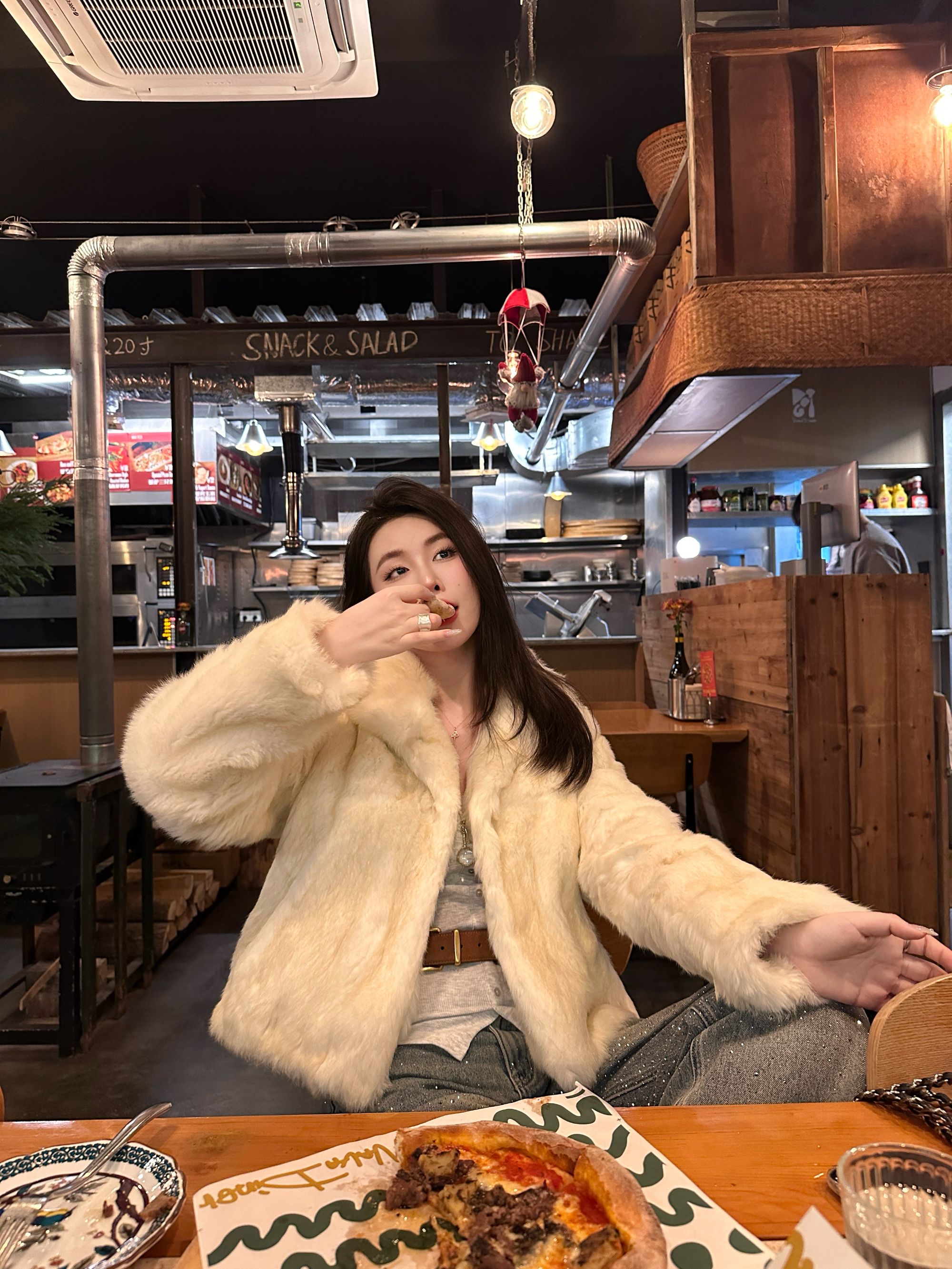 杰瑞【贝多芬之夜】2025新款高奢进口安哥拉兔毛皮草女皮毛一体外套