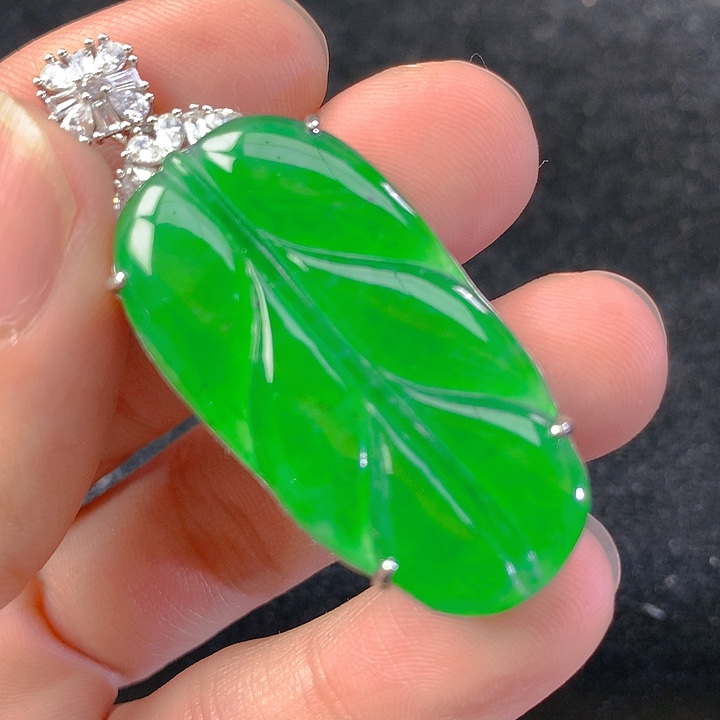 【闪购商品】翡翠颈饰未镶嵌翡翠