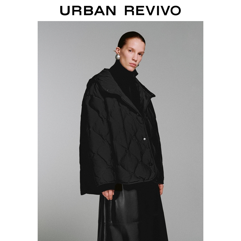 摩登镜界UR2025冬季新款女装休闲绗缝超宽松连帽羽绒服UWM150101