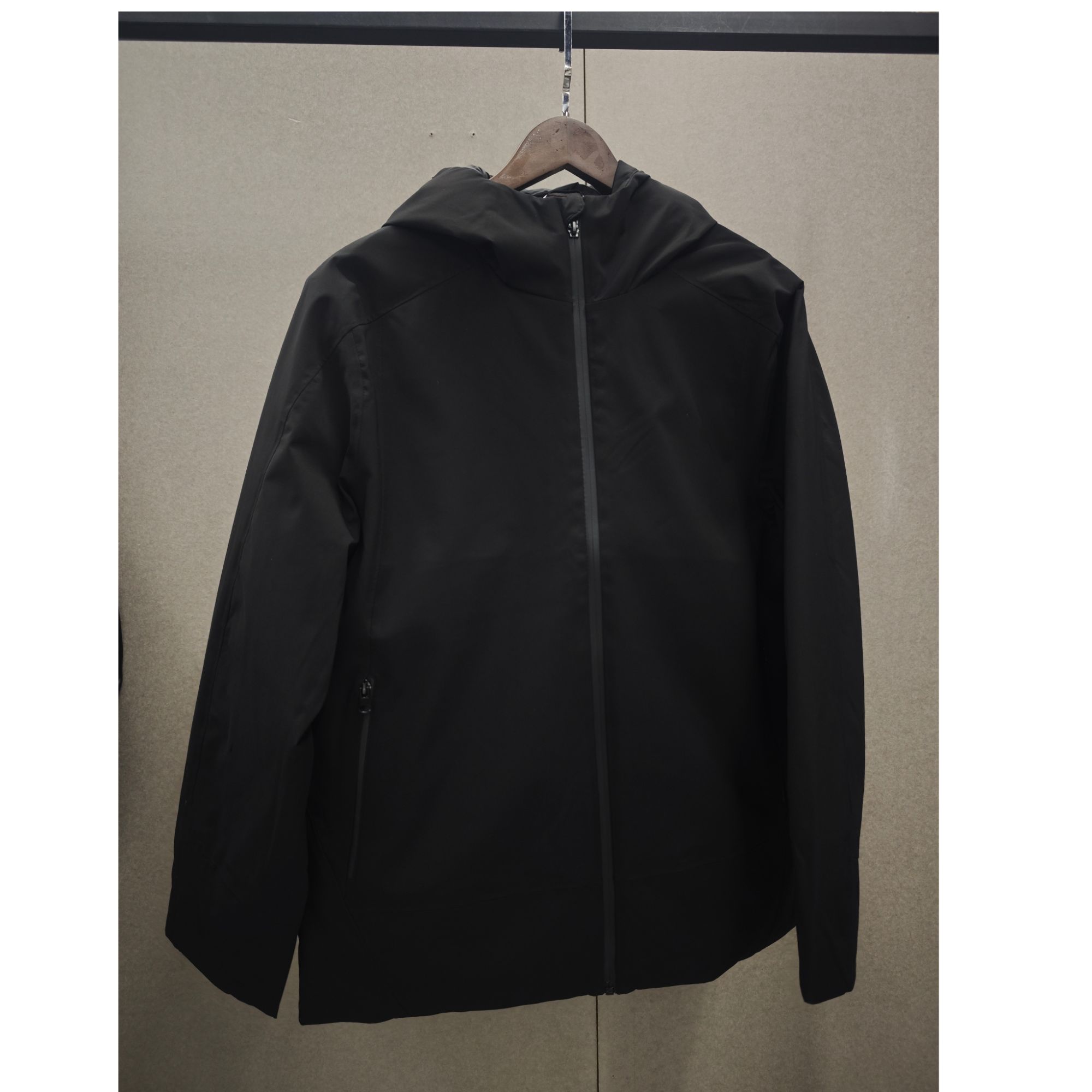 【某豆家】2025年商务休闲鹅