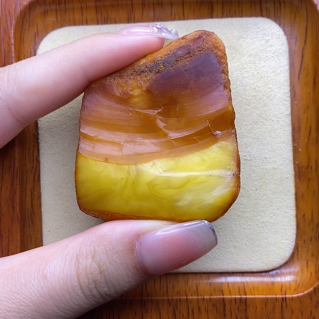 定制琥珀未镶嵌陈