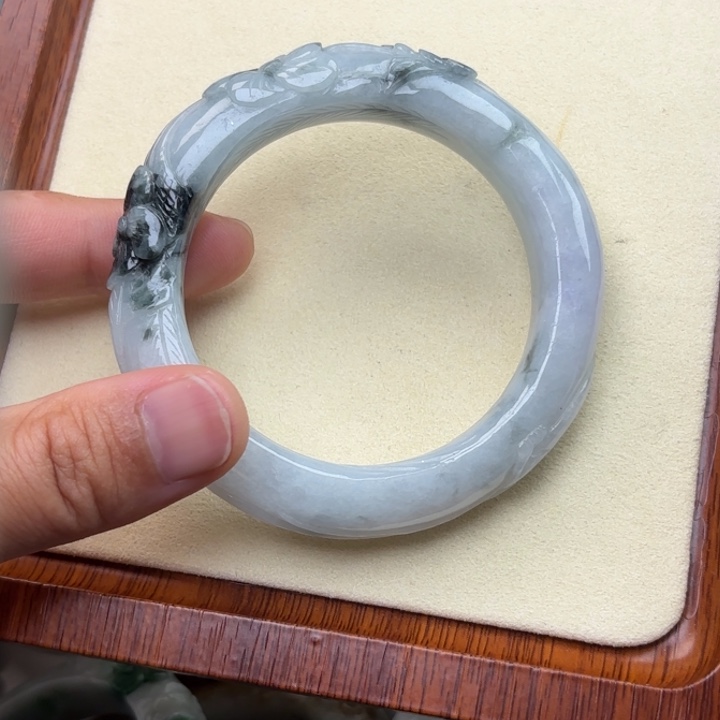 翡翠未镶嵌手镯53.4圈喜上眉梢235