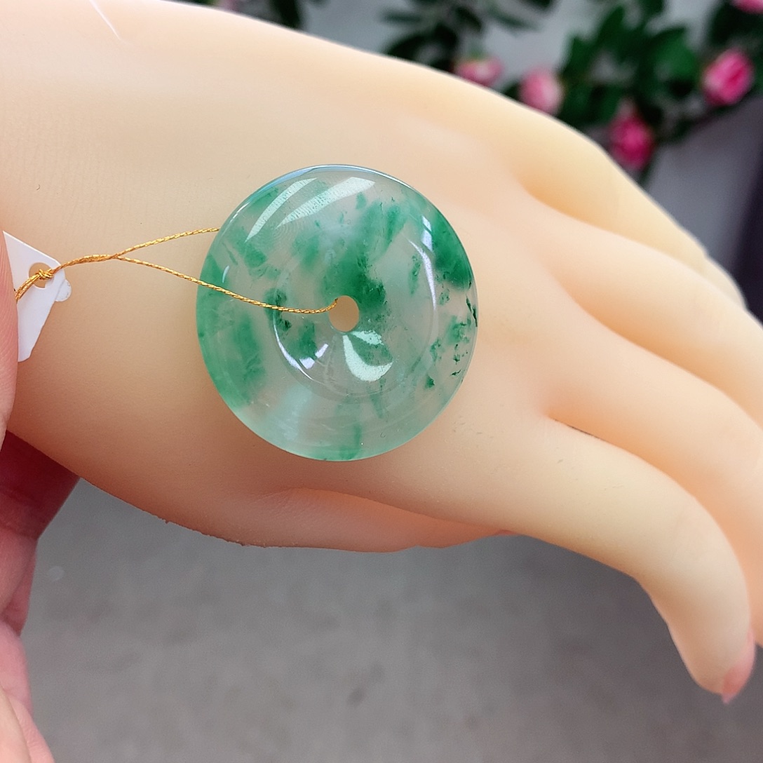 石英质玉吊坠(不含链)未镶嵌