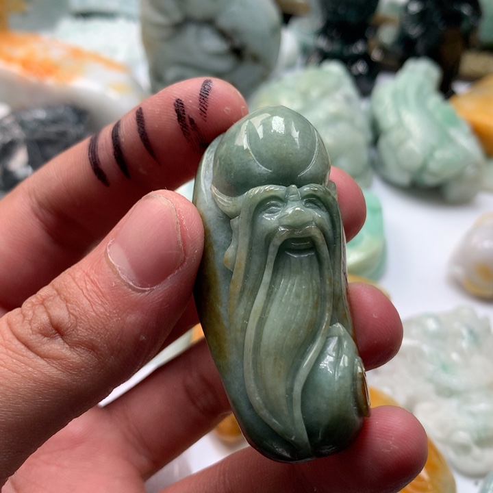 翡翠未镶嵌颈饰保真天然a货翡翠