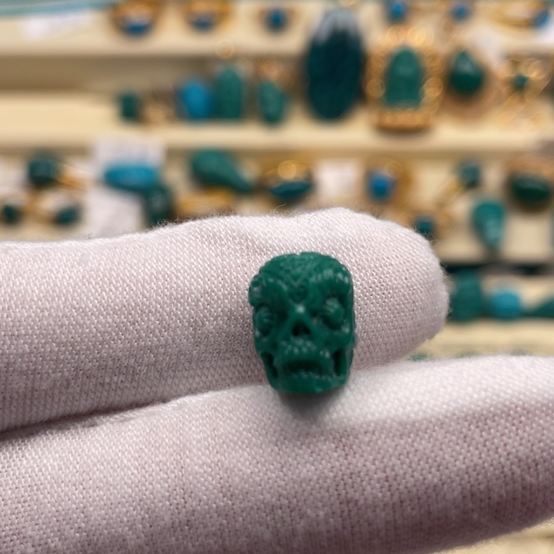 未镶嵌绿松石珠宝奇石