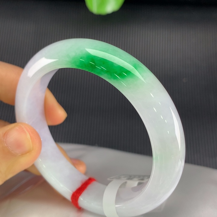 翡翠手镯未镶嵌正圈53