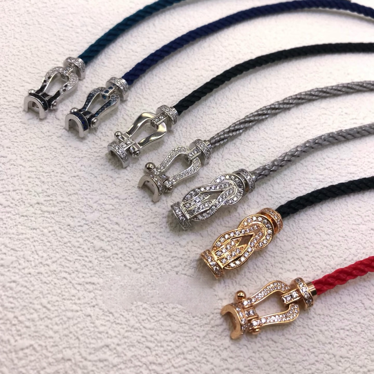 合金手链 《马蹄》UU满钻时尚精工简约百搭复古轻奢个性潮流手链