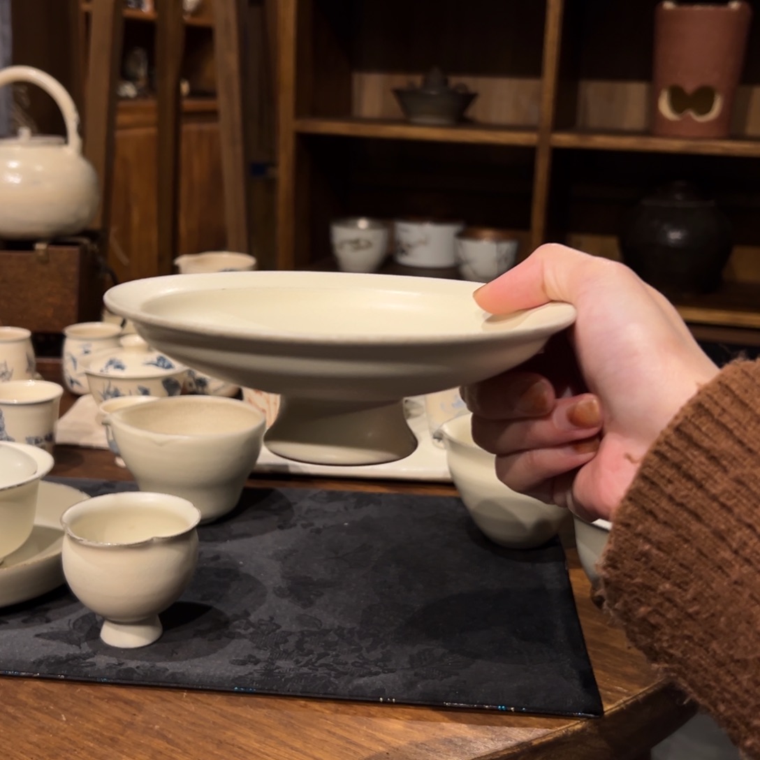 摆件陶瓷。    陶瓷。     